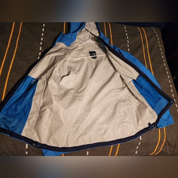 The North Face rain coat blue large women's - Picture 2 of 7